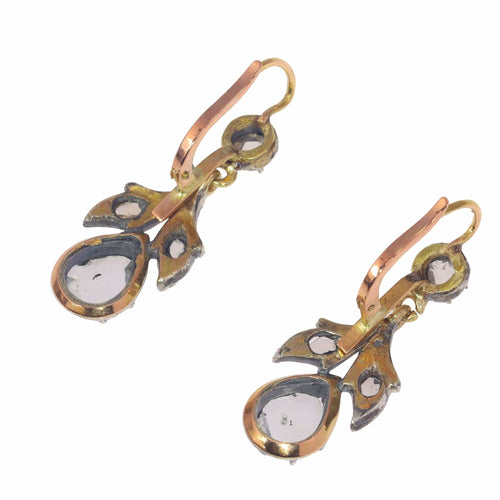 Boucles d'oreilles Grâce victorienne : boucles d'oreilles pendantes en diamant d'une élégance intemporelle 58 Facettes 21344-0155