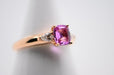 Bague 53 Bague en or rose avec saphir rose et deux diamants 58 Facettes