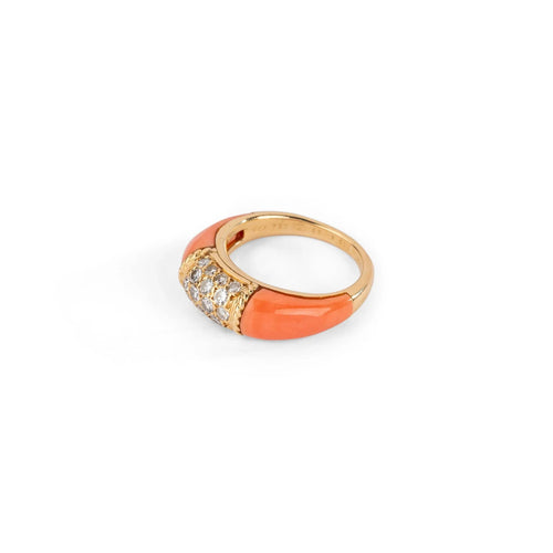 Bague Bague Van Cleef &amp; Arpels, collection Philippine en or jaune et corail 58 Facettes 1