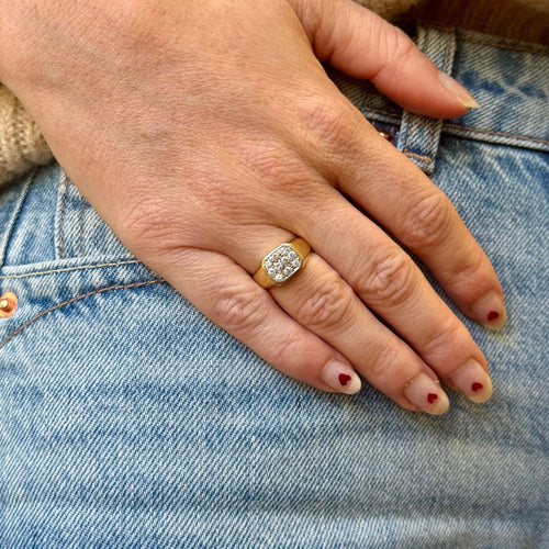 Bague Petite chevalière pavage diamants 58 Facettes REF24061-224