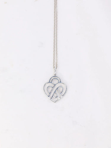 POIRAY - Collier coeur entrelacé or blanc diamants