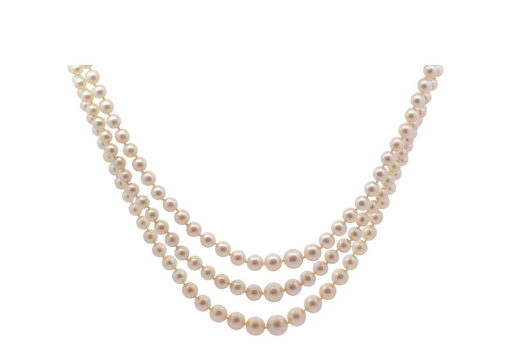 Collier perles de culture et fermoir en or 18k