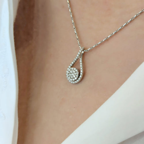 Collier Collier goutte d'eau en or blanc et diamants 58 Facettes 33014