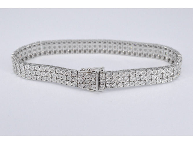 Bracelet Bracelet tennis en or blanc avec 3 rangées de diamants de 2,25 carats 58 Facettes 2173