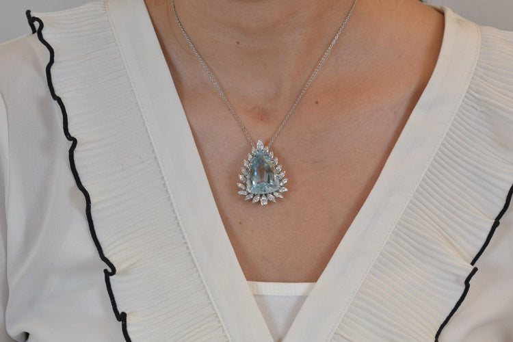 Pendentif Pendentif vintage aigue-marine et diamants 58 Facettes 26538