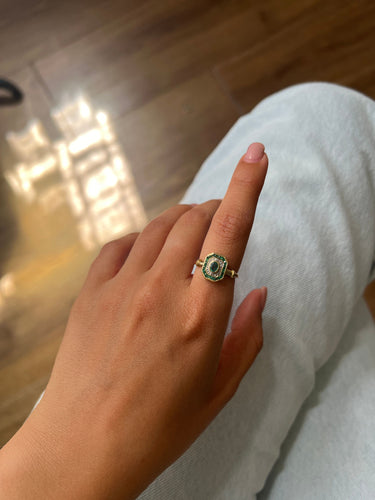 Bague 53 Gold Emerald And Diamond Ring 58 Facettes