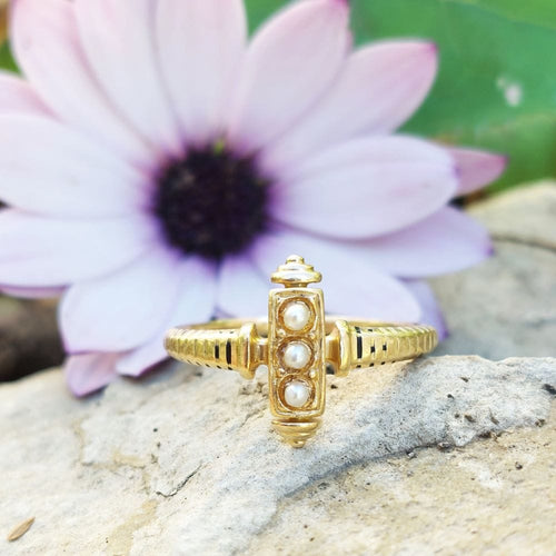 Bague trilogie Napoléon III, or et perles