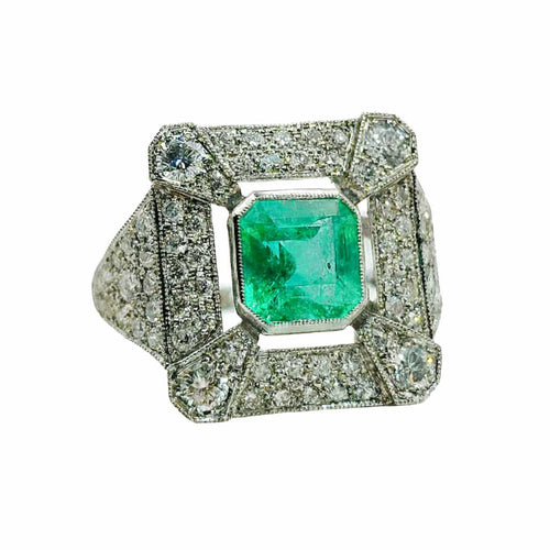 Bague 54 Bague en platine avec émeraudes et diamants 58 Facettes 50330