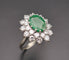 Bague 58 Bague émeraude 2,34 carats Et Diamants 3 Carats, Or Et Platine. 58 Facettes C70-03
