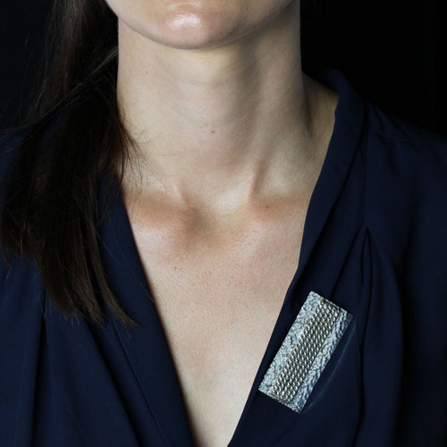 Broche en argent rectangulaire