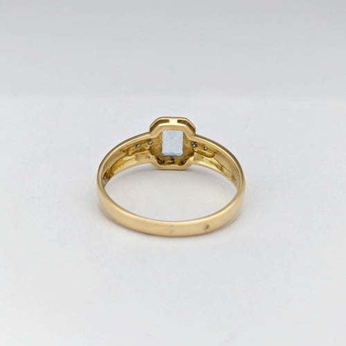 Bague 57 Bague en or jaune, aigue-marine et diamants 58 Facettes 32640