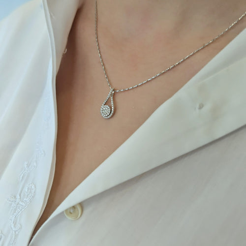 Collier Collier goutte d'eau en or blanc et diamants 58 Facettes 33014
