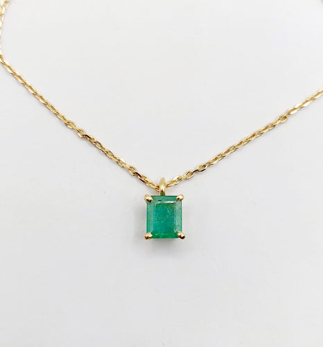 Collier et pendentif vintage or jaune et émeraude en sertis griffes