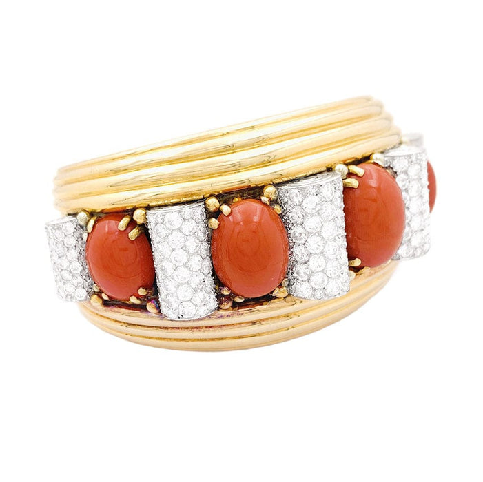 Bracelet Important jonc attribué à René Boivin, platine, or jaune, corail et diamants. 58 Facettes 32496