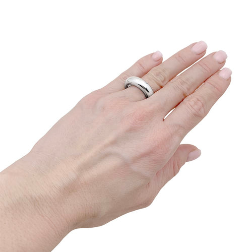 Bague Chaumet "Anneau" or blanc.