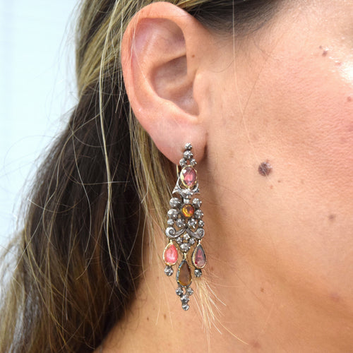 Boucles d'oreilles Boucles d'oreilles catalanes anciennes en or jaune et argent avec grenats naturels 58 Facettes OR86