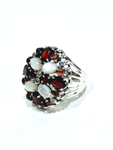 Bague 63 Bague Argent, Nacre Et Grenats 58 Facettes