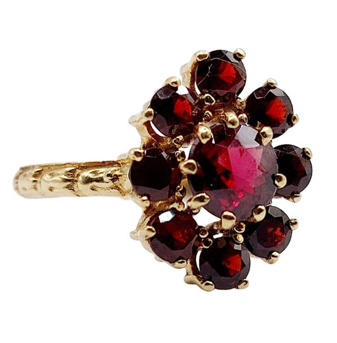 Bague 54.5 Bague marguerite vintage or rose et grenats 58 Facettes A05833