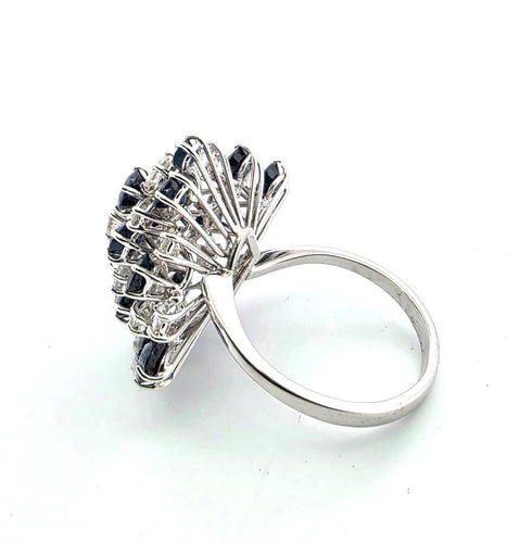 Anello in oro bianco con zaffiri e diamanti 58 Facettes