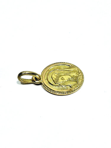 Pendentif Médaille de la vierge en or 58 Facettes
