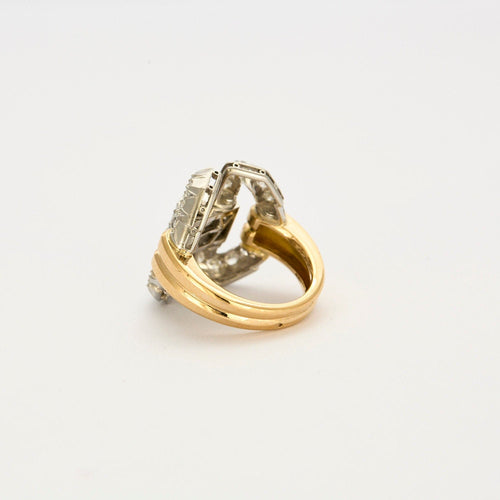 Bague 50.5 Bague en or jaune, platine et diamants. 58 Facettes