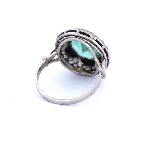 Pendentif Pendentif en or blanc avec émeraude et diamants 58 Facettes