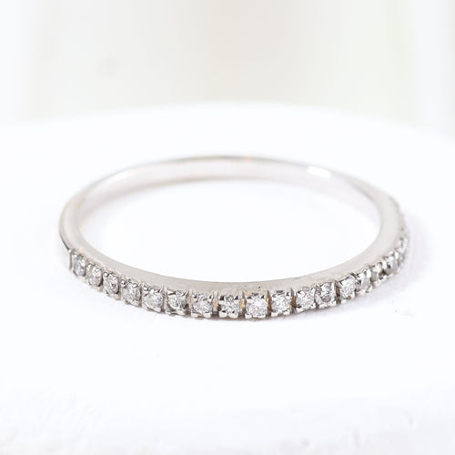 Bague 54 Alliance demi-éternité en or blanc sertie de diamants taille brillant 58 Facettes J020000129