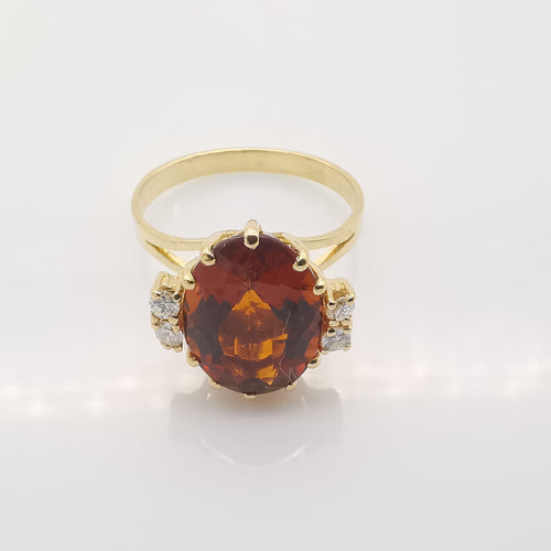 Bague 57 Bague or jaune citrine et diamants 58 Facettes