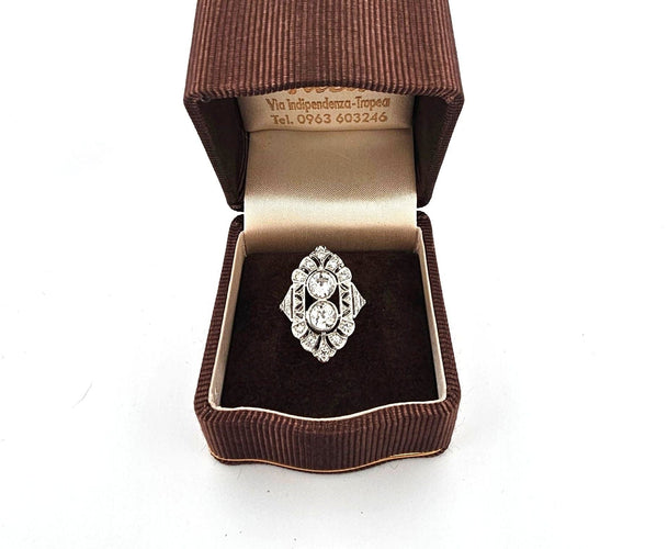 Bague Liberty en platine avec diamants