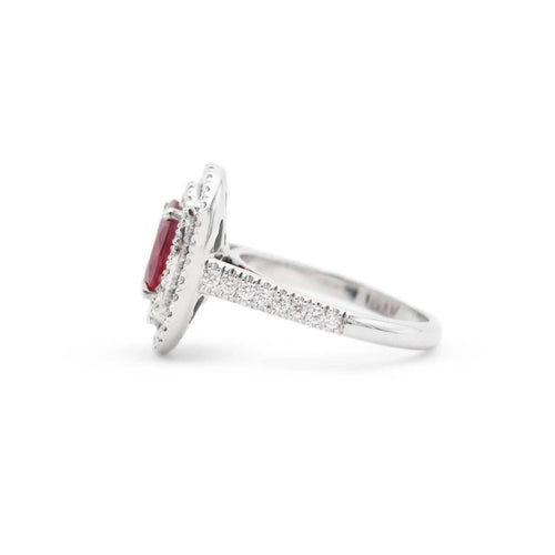Bague Bague en or blanc avec rubis et diamants ct 58 Facettes
