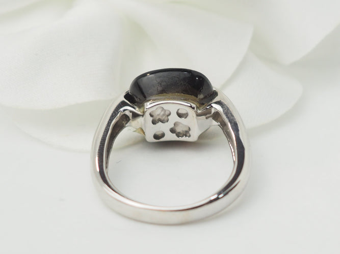 Bague en or blanc, quartz fumé et diamants