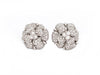 Boucles d'oreilles boucles d'oreilles CHANEL camelia or blanc et diamants 58 Facettes 263703