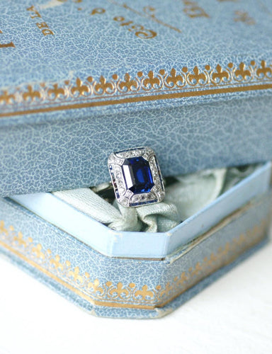 Bague 57 Bague de fiançailles Art déco saphirs synthétiques et diamants en or blanc 18k et platine 58 Facettes