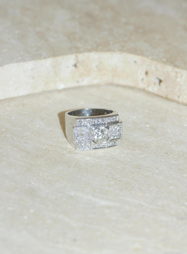 54 Large Bague Bandeau Art Déco Diamants 2,10 Cts sur Platine 58 Facettes