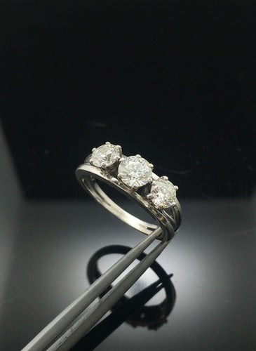 Bague Trilogie en or blanc avec diamants 58 Facettes