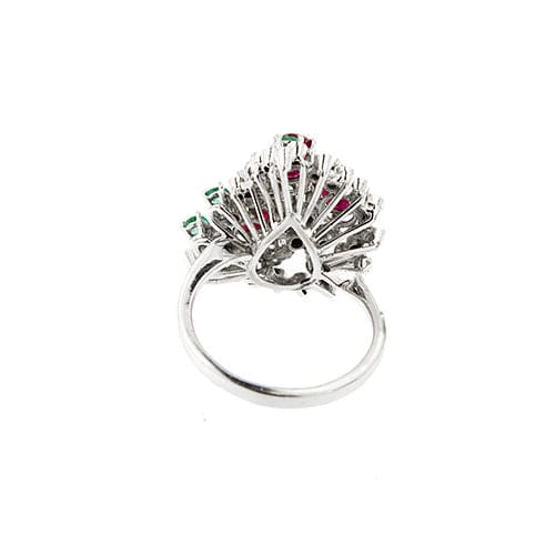 Bague ornée de rubis, d'émeraudes et de diamants