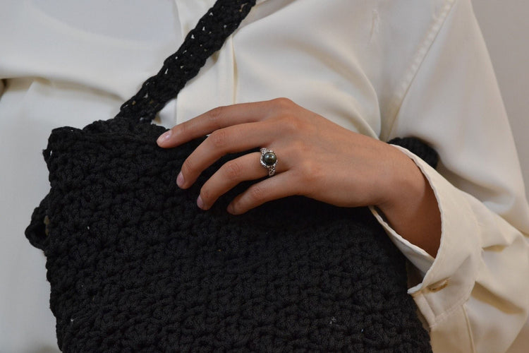 Bague 51 Bague signée Mauboussin diamants et perle 58 Facettes 26903dv