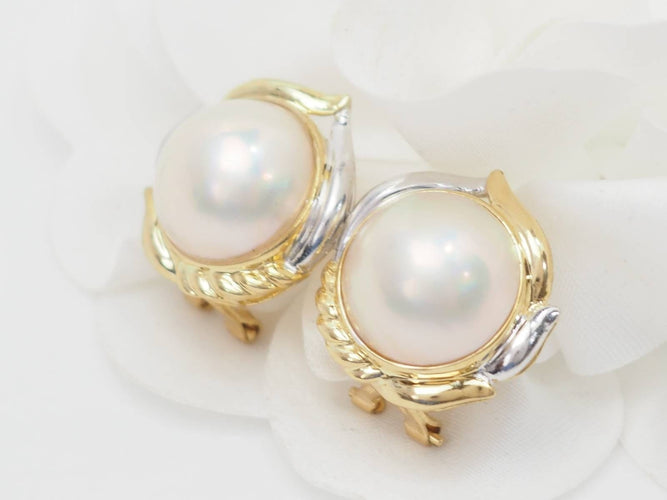 Boucles d'oreilles Boucles d'oreilles importantes en or bicolore et demis perles 58 Facettes 33132