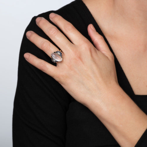 Bague Bague rétro vintage en or 14 carats palladium, pierre de lune, saphir et diamant, taille 6,25, années 1940 58 Facettes G14211