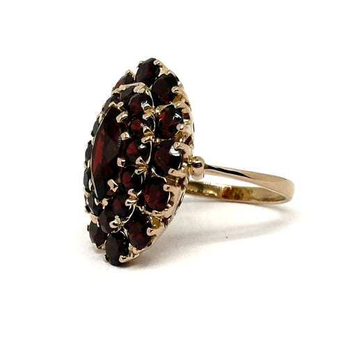 Bague 59 Bague marquise en or rose, grenats 58 Facettes 281