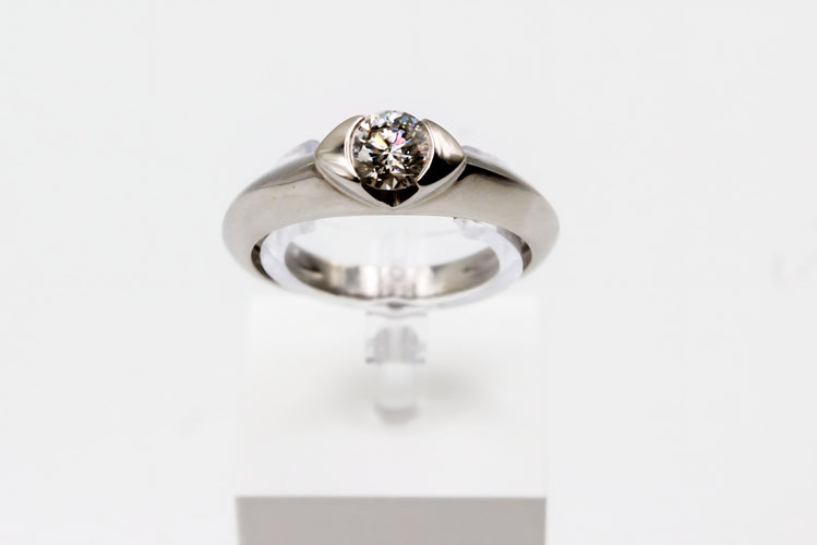 Bague 54 Solitaire or blanc et diamant 58 Facettes 240216