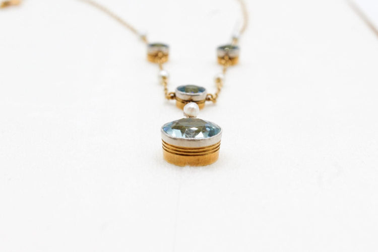 Collier Collier ancien or jaune et platine, aigues-marines et perles 58 Facettes 240670