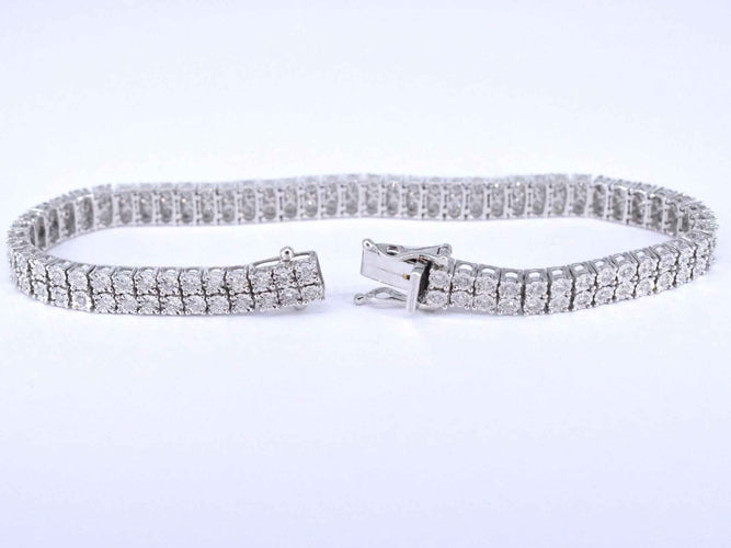 Bracelet Bracelet tennis en or blanc avec 2 rangées de diamants 58 Facettes 2020