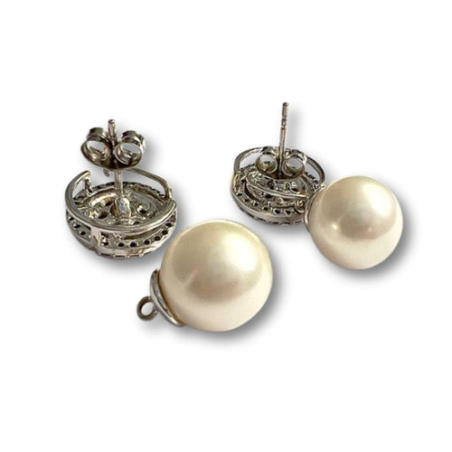 Boucles d'oreilles Boucles d'oreilles modernes en or 18 ct avec diamants et perle 58 Facettes Q5B