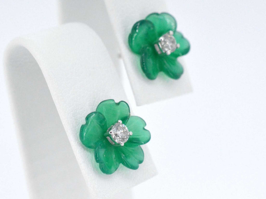 Boucles d'oreilles en or blanc 0,18 carat avec fleur précieuse verte et gros diamants