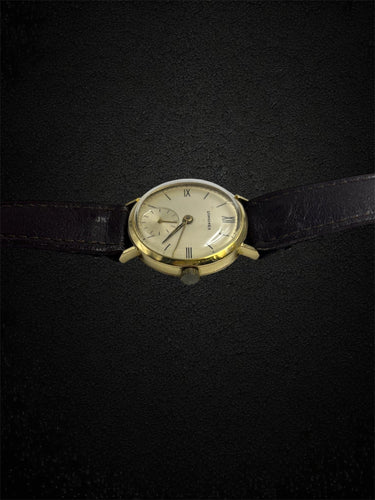 Montre-bracelet Longines Vintage en or jaune 18 carats