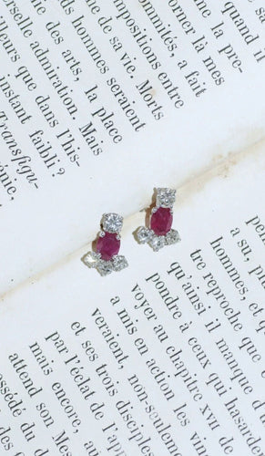 Boucles d'oreilles Longues Boucles d'Oreilles Rubis et Diamants 58 Facettes