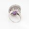 Bague Bague cocktail vintage en or blanc 18 carats, ornée d'une améthyste et de diamants, taille 5,25, style milieu du siècle. 58 Facettes G13978