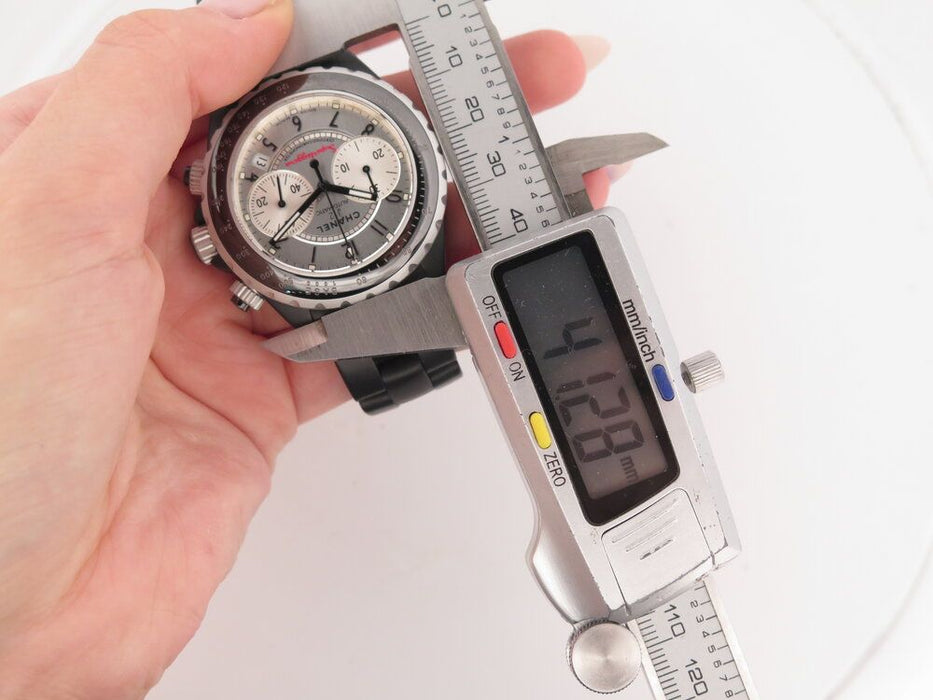 montre CHANEL j12 superleggera 41 mm automatique chronographe