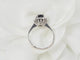 Bague 50.5 Bague marguerite en or blanc, diamants et saphir ovale 58 Facettes 26804